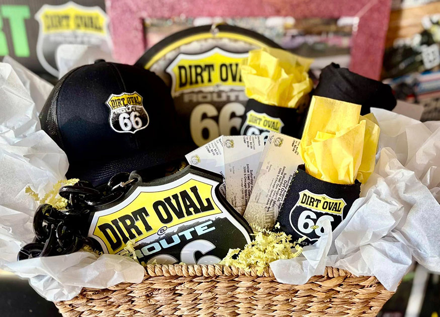 dirt oval prize